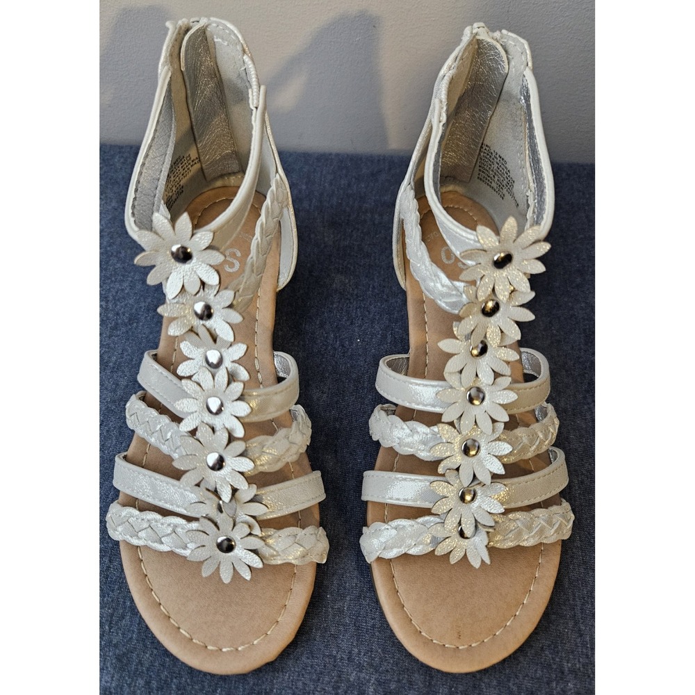 So Gladiator Sandals Girl sz 12 Flower sandals with heel white/‎ silver